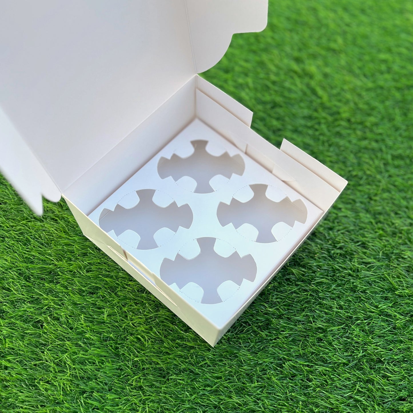 4 PC CUPCAKE BOX