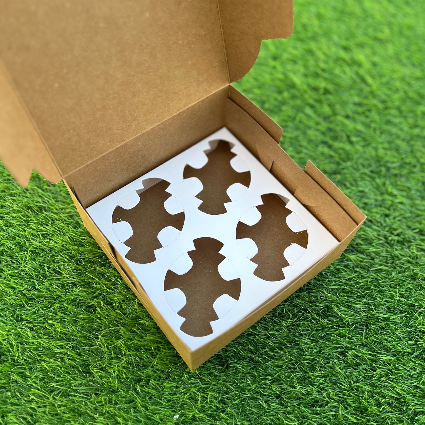 4 PC CUPCAKE BOX