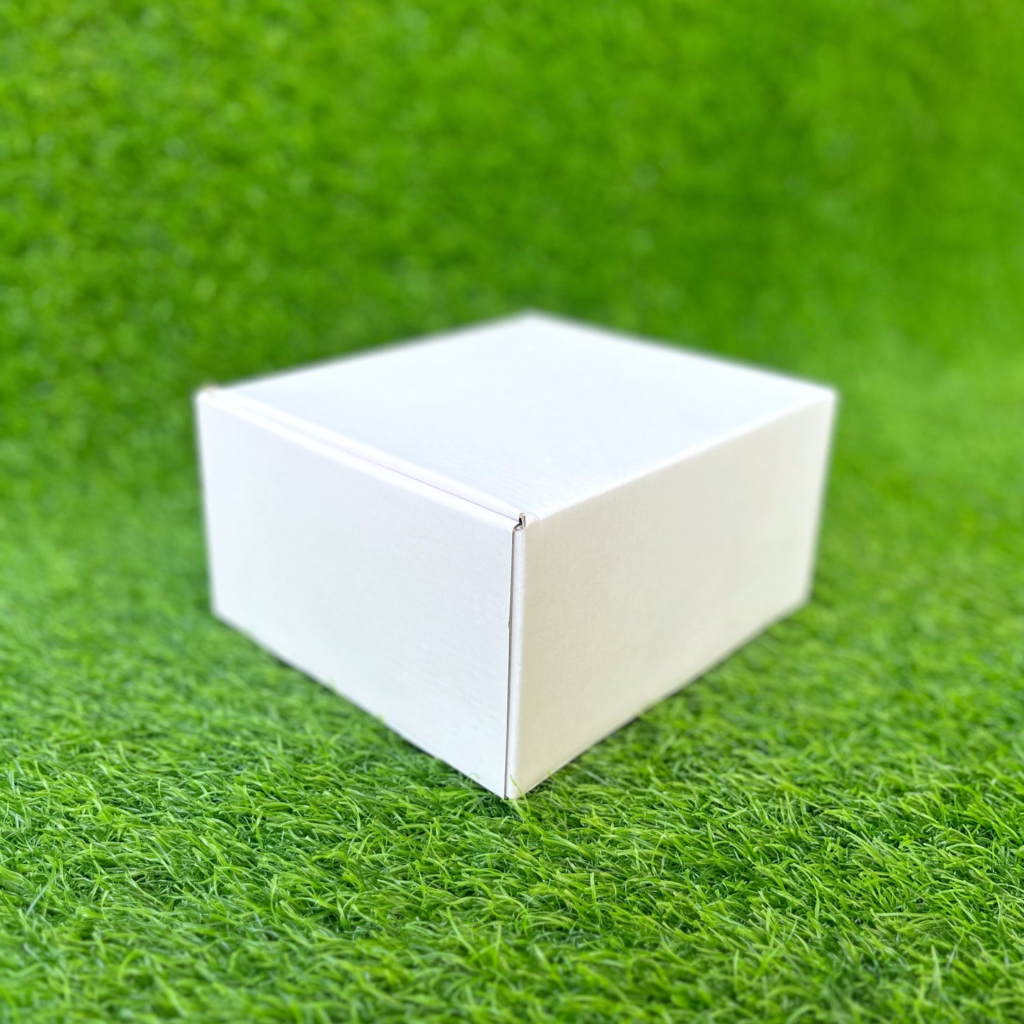 7 X 6.25 X 3.75 MAILER BOX