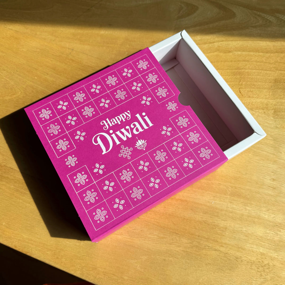6 X 6 X 2 DIWALI 26 (SC) SLIDE BOX