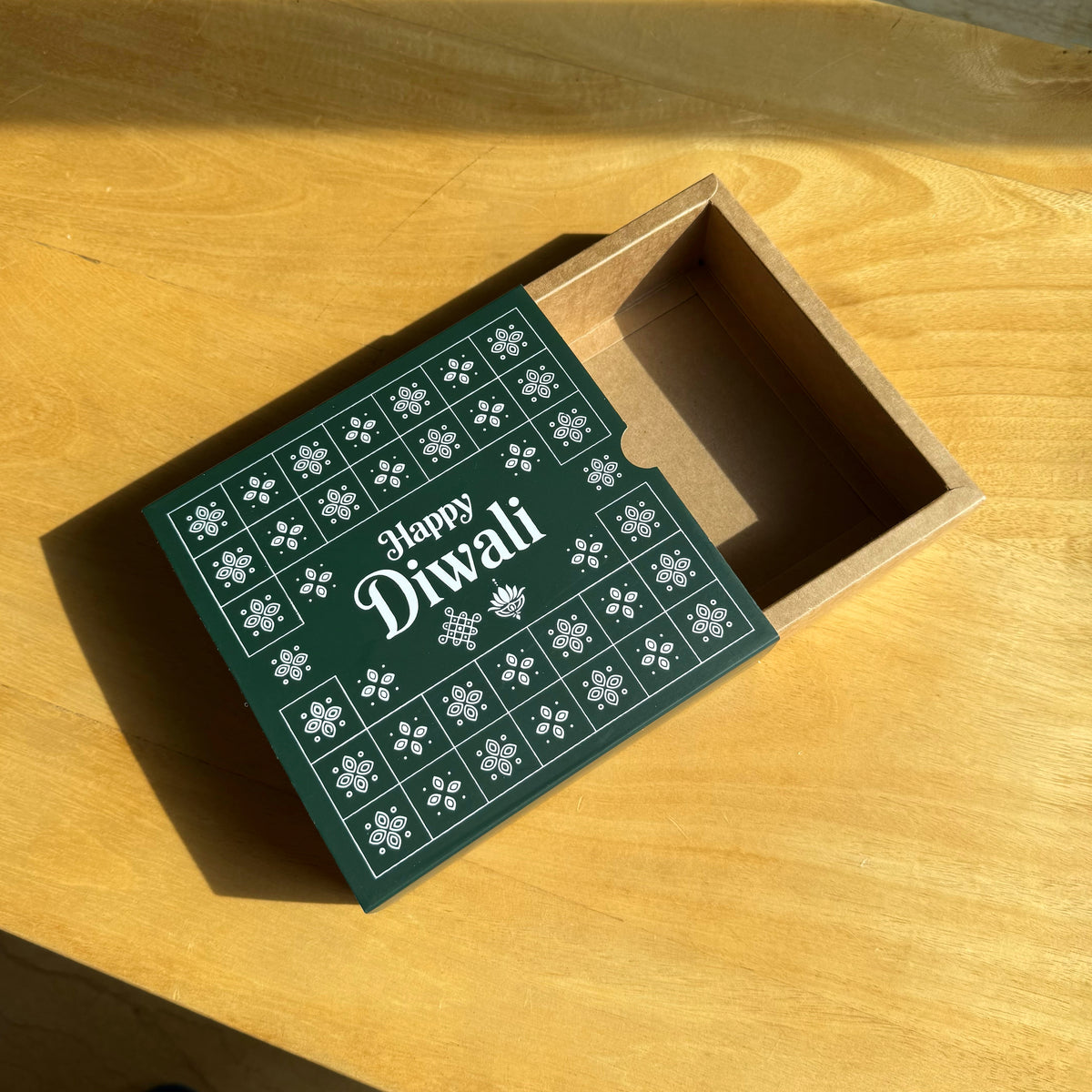 6 X 6 X 2 DIWALI 26 (SC) SLIDE BOX