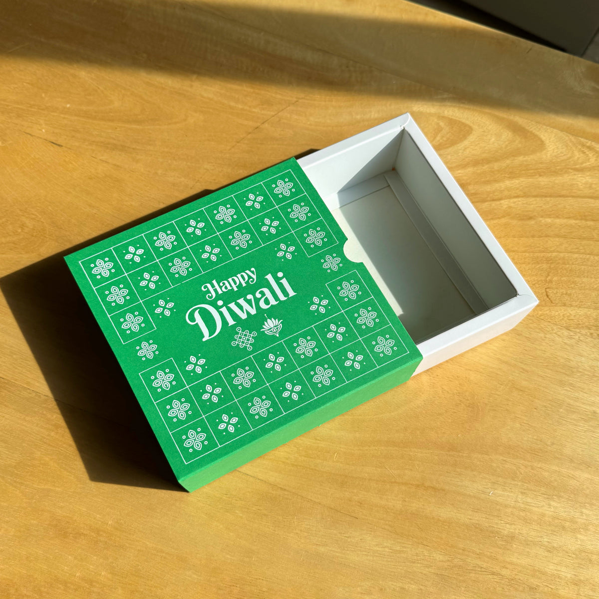 6 X 6 X 2 DIWALI 26 (SC) SLIDE BOX