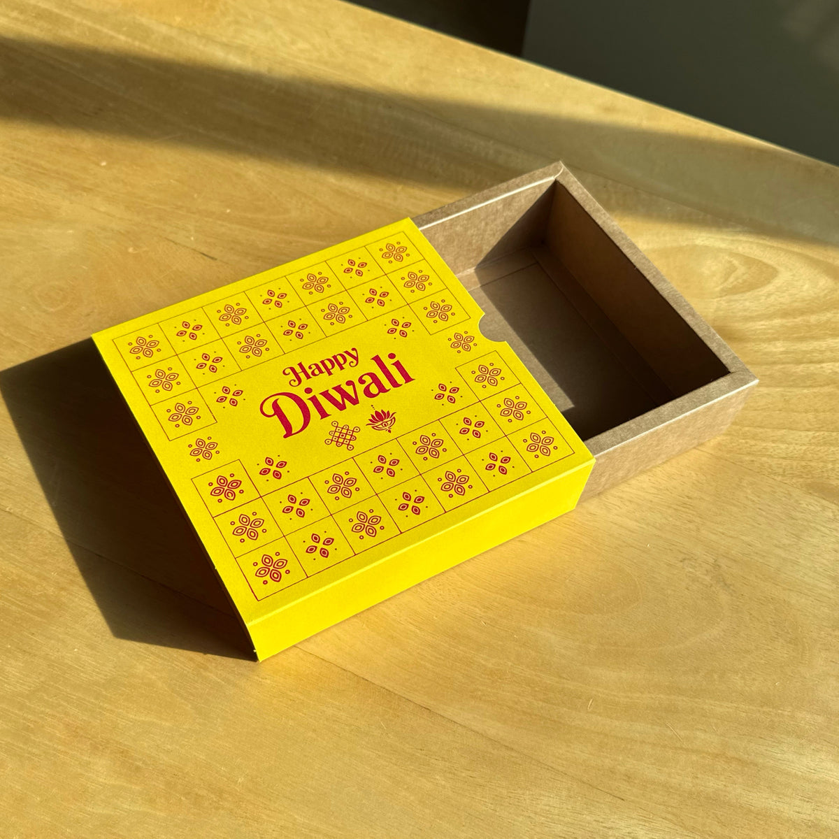 6 X 6 X 2 DIWALI 26 (SC) SLIDE BOX