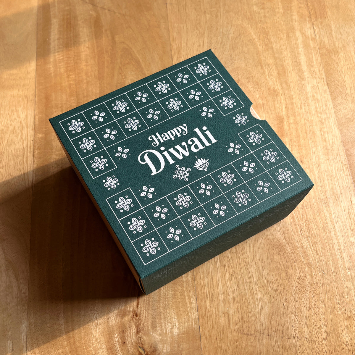 6 X 6 X 3.25 DIWALI 26 (SC) SLIDE BOX