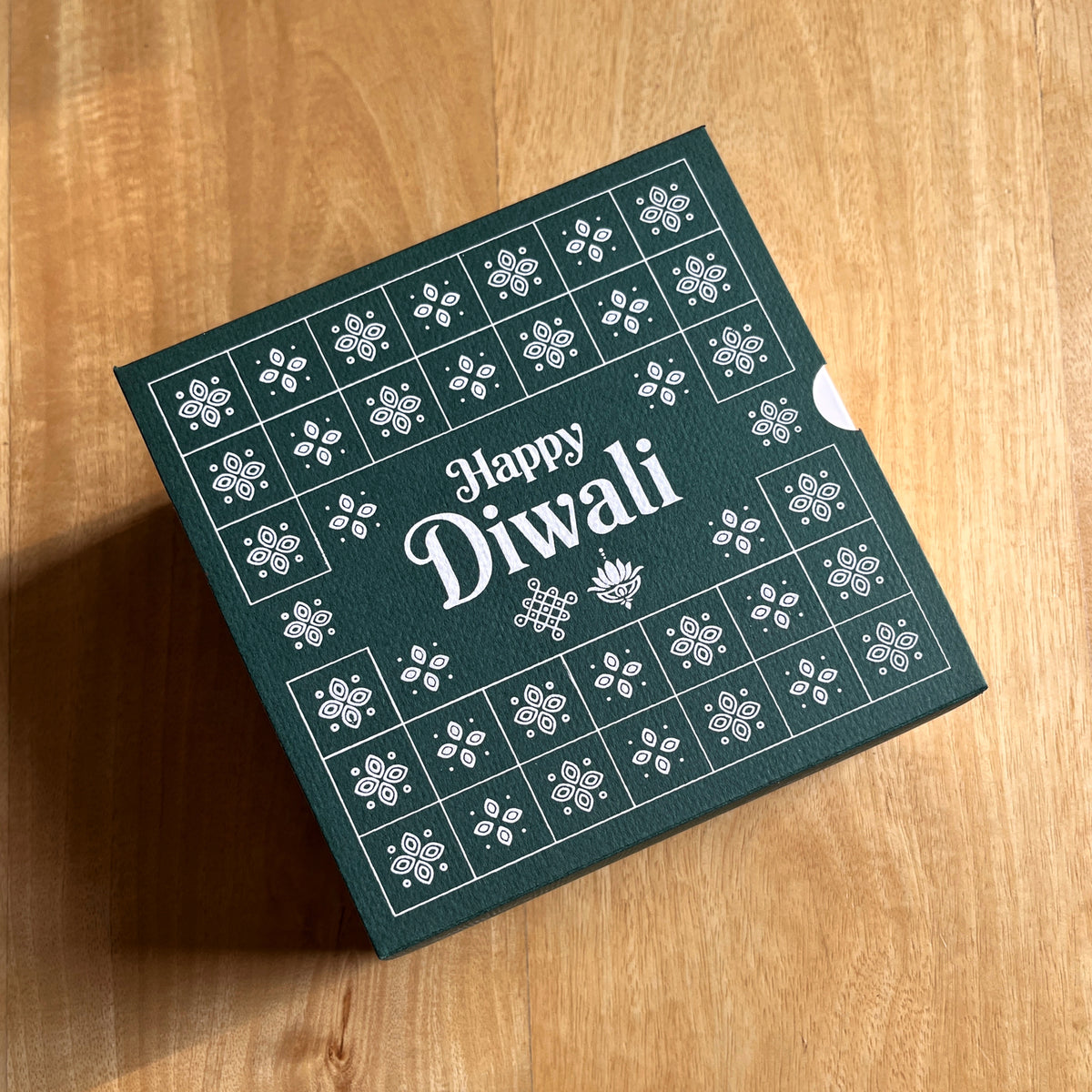 6 X 6 X 3.25 DIWALI 26 (SC) SLIDE BOX