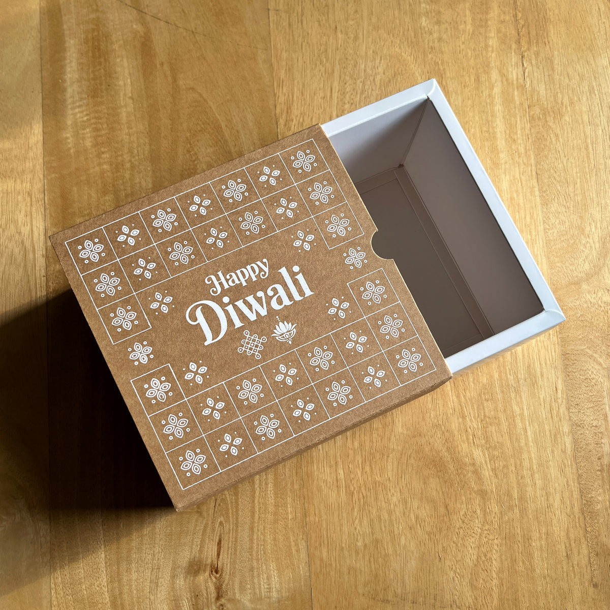 6 X 6 X 3.25 DIWALI 26 (SC) SLIDE BOX