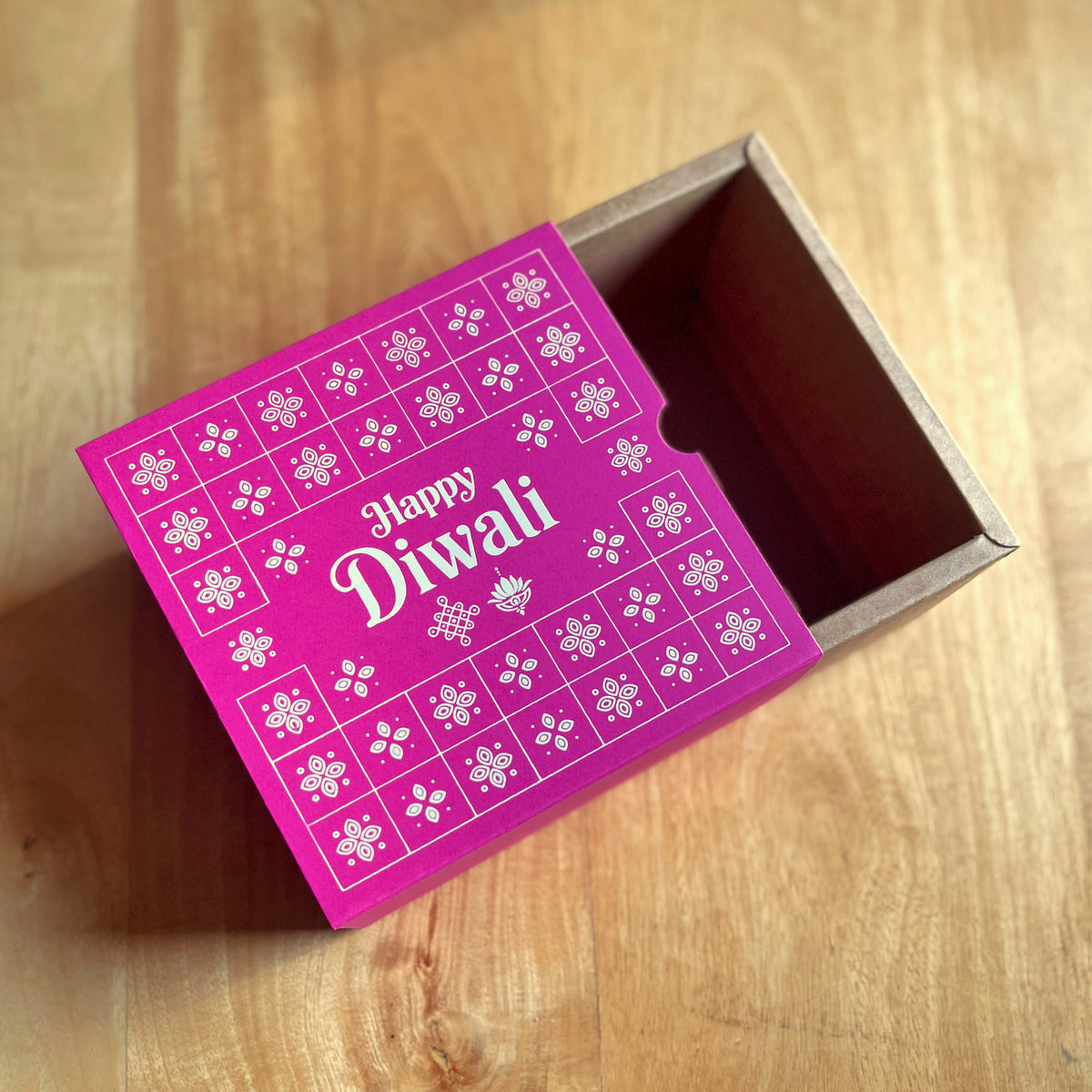 6 X 6 X 3.25 DIWALI 26 (SC) SLIDE BOX