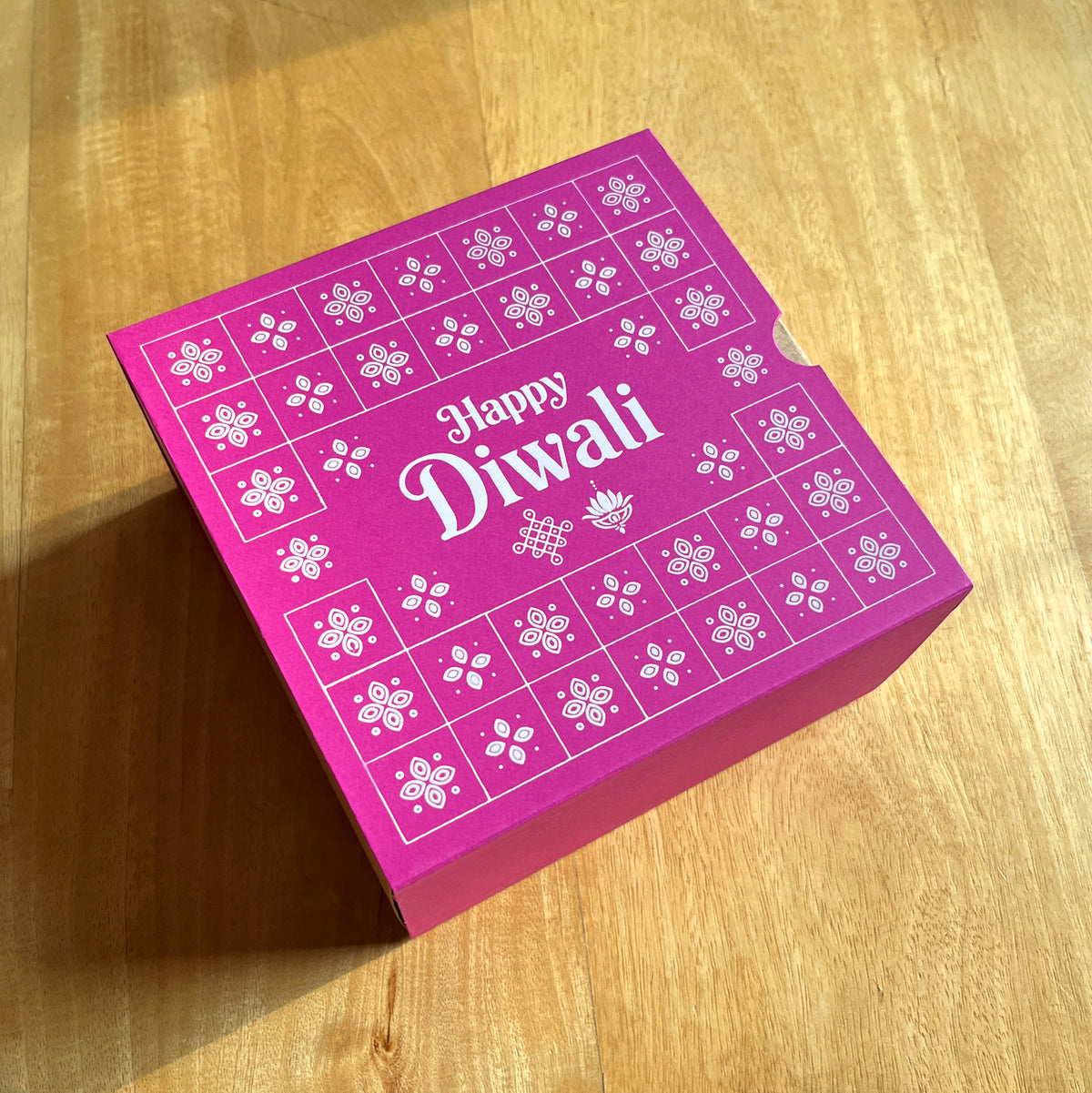6 X 6 X 3.25 DIWALI 26 (SC) SLIDE BOX