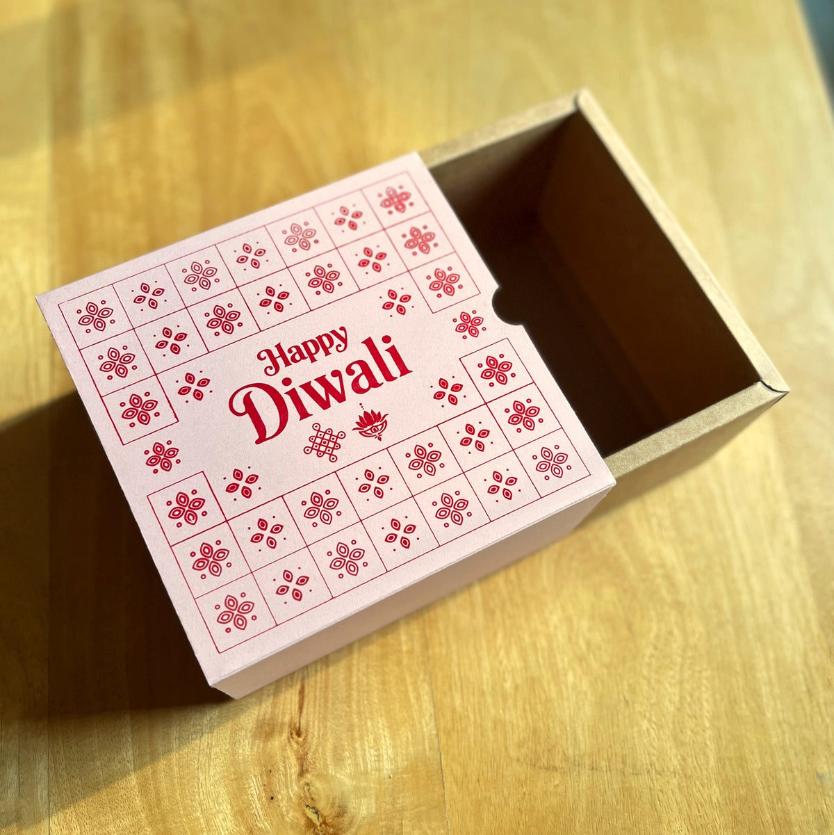 6 X 6 X 3.25 DIWALI 26 (SC) SLIDE BOX