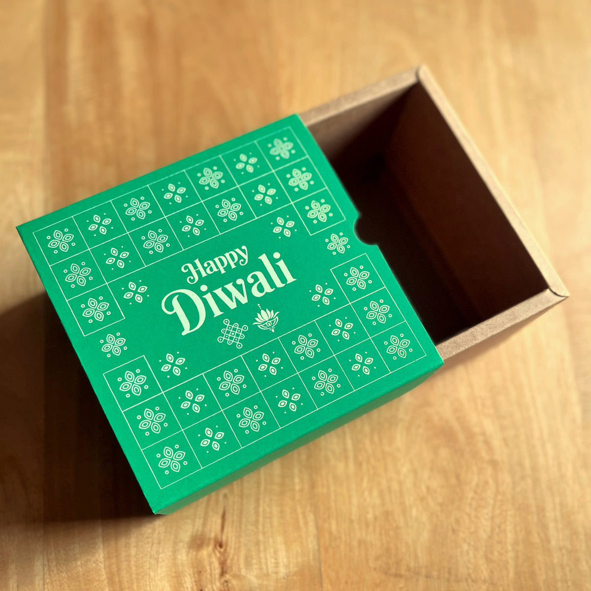 6 X 6 X 3.25 DIWALI 26 (SC) SLIDE BOX