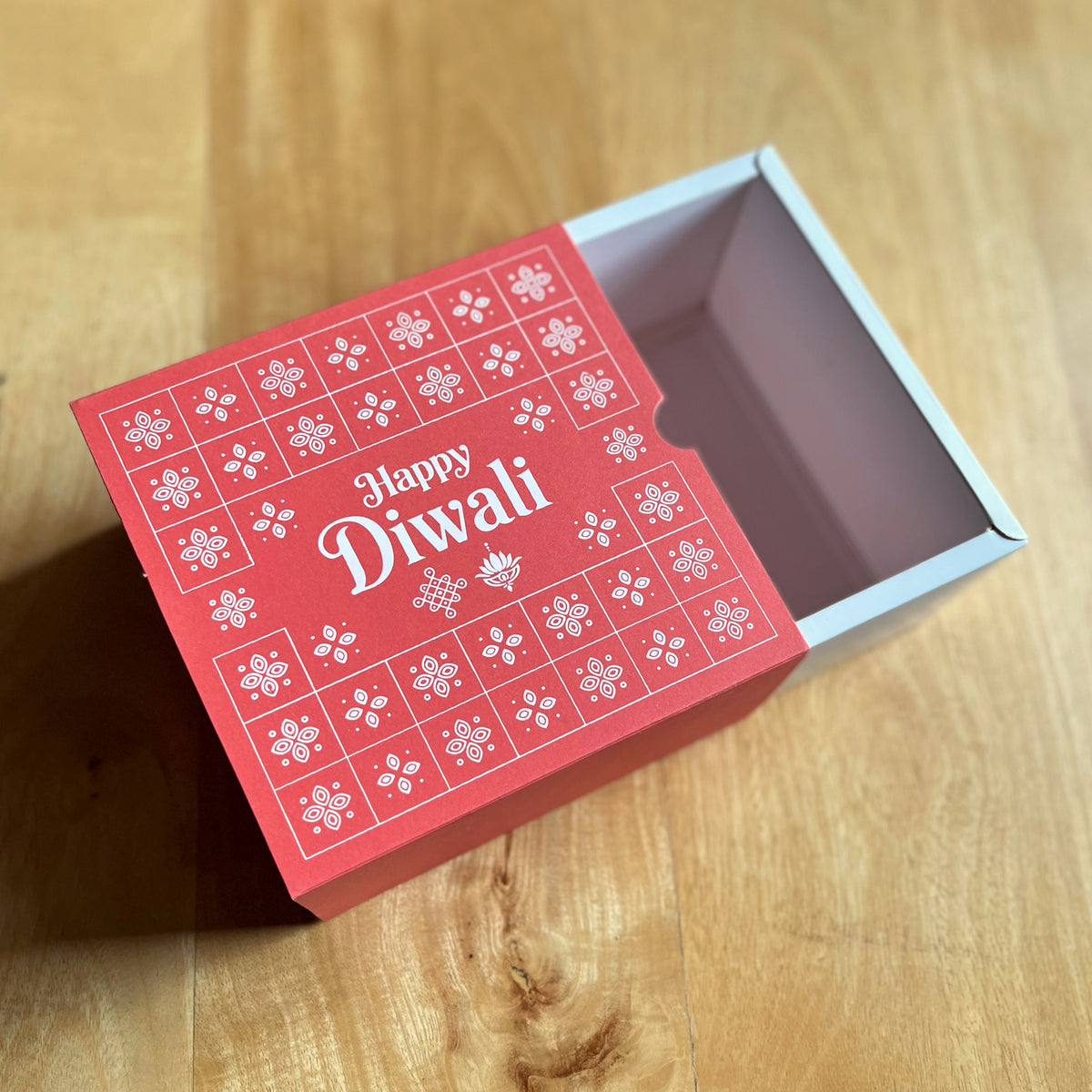 6 X 6 X 3.25 DIWALI 26 (SC) SLIDE BOX